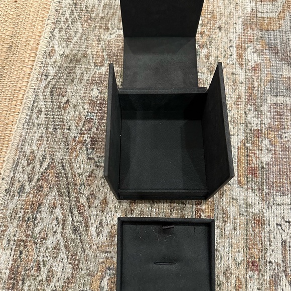 David Yurman Black Jewelry Box - Picture 3 of 11